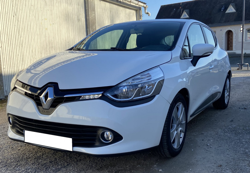 Renault Clio IV 1.5 DCI 90CH BVR Diesel BLANC Occasion à vendre