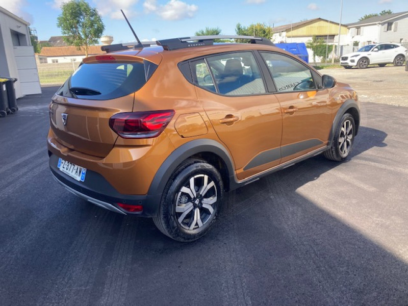 Photo 3 de l'offre de DACIA Sandero Stepway Confort Tce 90 CV à 13900€ chez Lezeau automobiles