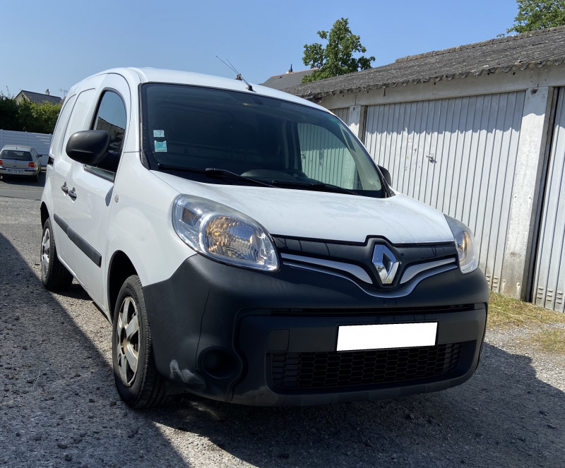 Photo 2 de l'offre de RENAULT Kangoo II EXTRA R-LINK 1.5 DCI 75CH ENERGY EURO 6 à 10500€ chez Amimer autos