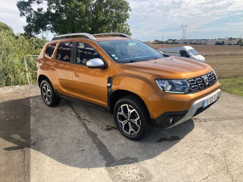 Photo 2 de l'offre de DACIA Duster Prestige dci 115 cv à 15500€ chez Lezeau automobiles