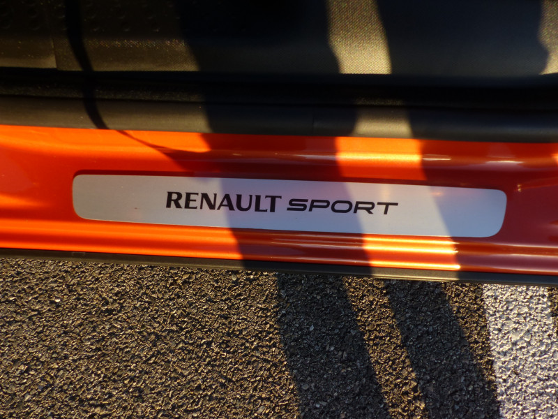 Photo 9 de l'offre de RENAULT Twingo III 0.9 TCe 110 GT à 10490€ chez Automobiles Laurent Violet