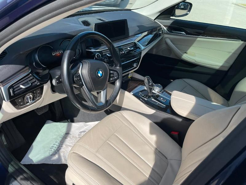 Photo 16 de l'offre de BMW Serie 5 Touring 520dA 190ch Luxury à 29900€ chez Dugast automobiles