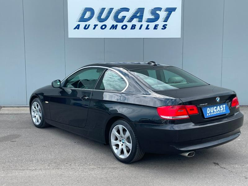 Photo 3 de l'offre de BMW Serie 3 Coupe 320dA 177ch Luxe à 11900€ chez Dugast automobiles