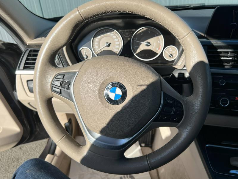 Photo 26 de l'offre de BMW Série 3 Touring 320dA 184ch Modern à 14900€ chez Dugast automobiles
