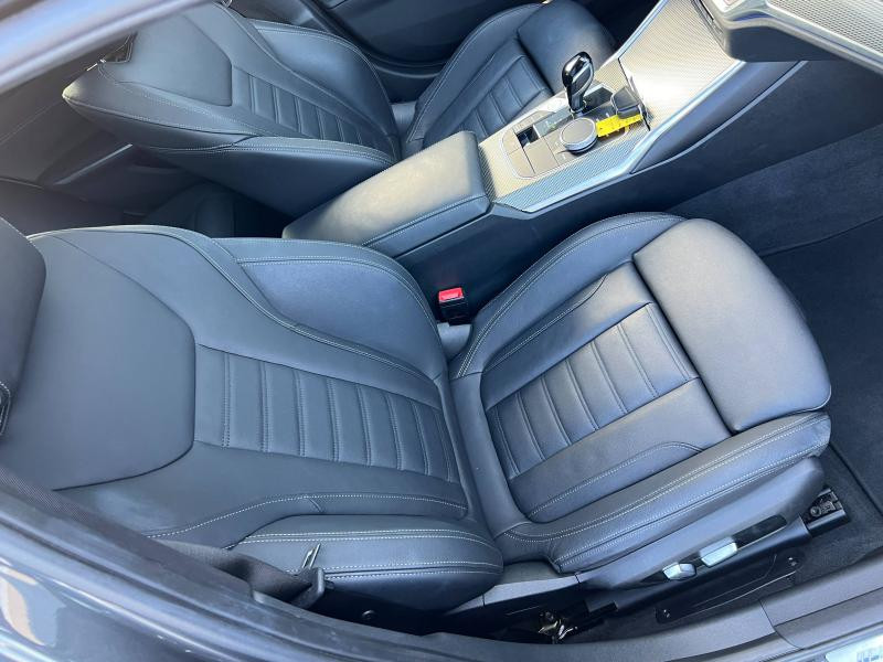 Photo 6 de l'offre de BMW Série 3 Touring 330dA MH xDrive 286ch M Sport 17cv à 62900€ chez Dugast automobiles