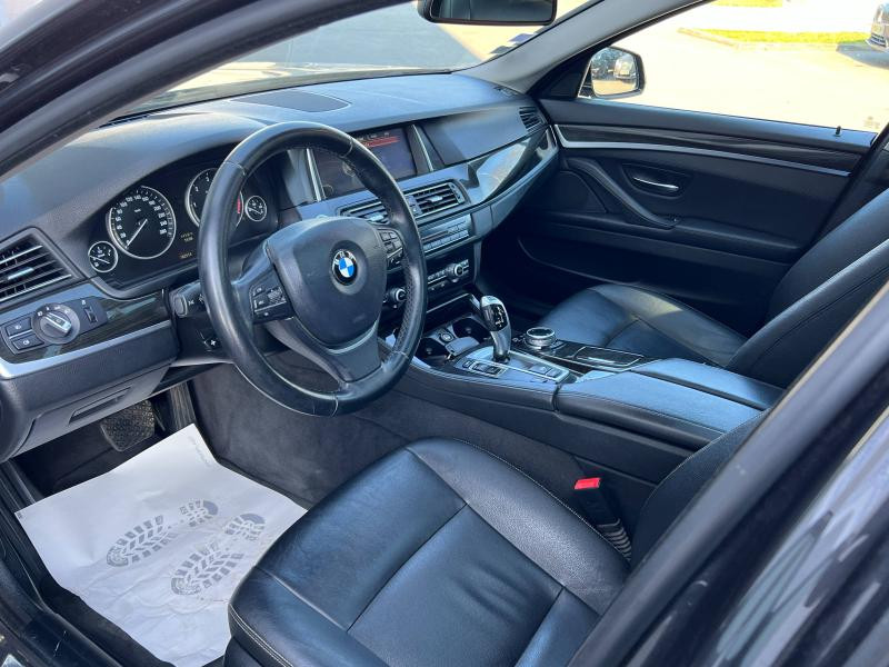 Photo 17 de l'offre de BMW Série 5 Touring 530dA 258ch Luxury à 16900€ chez Dugast automobiles