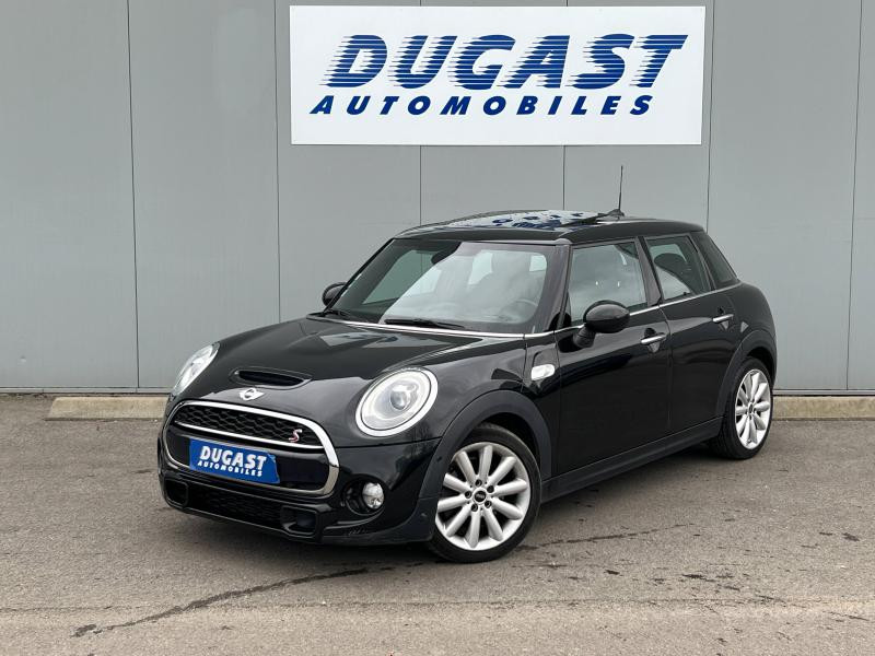Photo 2 de l'offre de MINI Mini 5 Portes Cooper SD 170ch Pack Red Hot Chili BVA à 19900€ chez Dugast automobiles