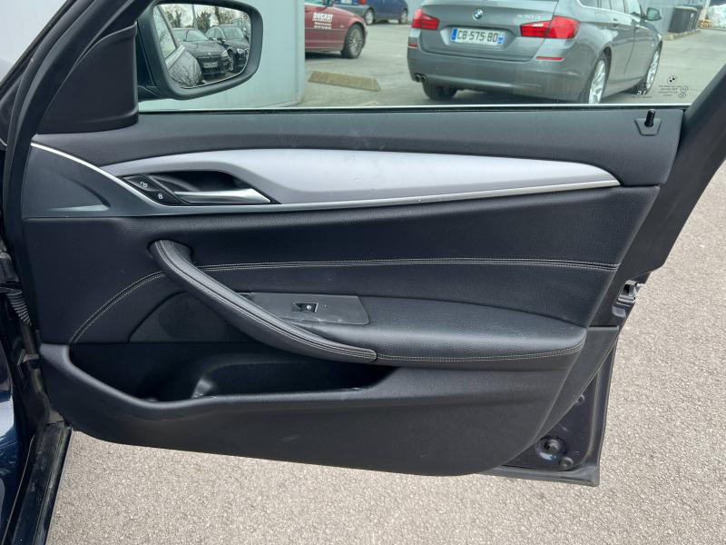 Photo 8 de l'offre de BMW Série 5 530iA 252ch Business Steptronic à 28900€ chez Dugast automobiles