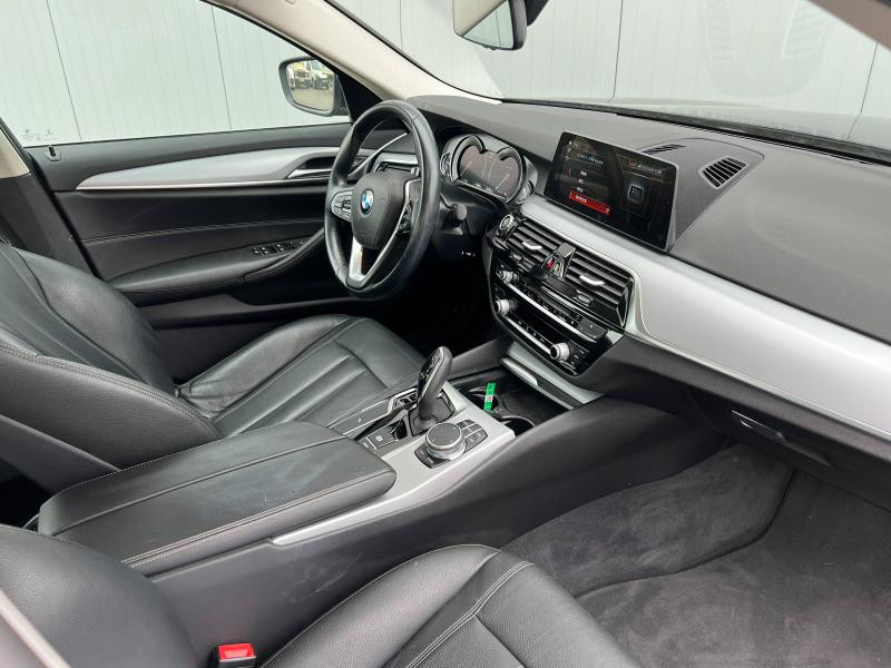Photo 5 de l'offre de BMW Série 5 530iA 252ch Business Steptronic à 28900€ chez Dugast automobiles