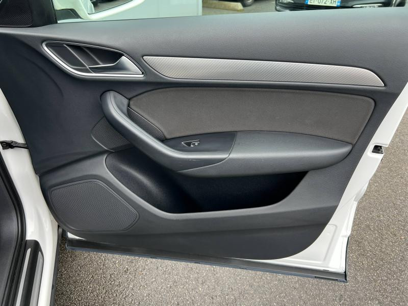 Photo 7 de l'offre de AUDI Q3 2.0 TDI 150ch ultra Business line à 17900€ chez Dugast automobiles