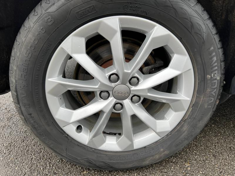 Photo 14 de l'offre de AUDI Q3 2.0 TDI 150ch ultra Business line à 17900€ chez Dugast automobiles