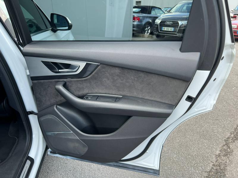 Photo 12 de l'offre de AUDI SQ7 4.0 V8 TDI 435ch clean diesel quattro Tiptronic 5 places à 66900€ chez Dugast automobiles