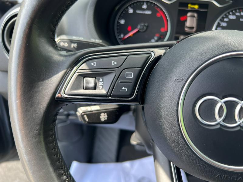 Photo 10 de l'offre de AUDI A3 1.6 TDI 116ch Design à 17900€ chez Dugast automobiles