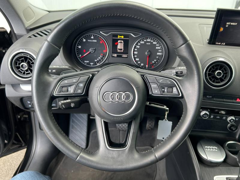 Photo 16 de l'offre de AUDI A3 Sportback 30 TDI 116ch Business line S tronic 7 à 19900€ chez Dugast automobiles