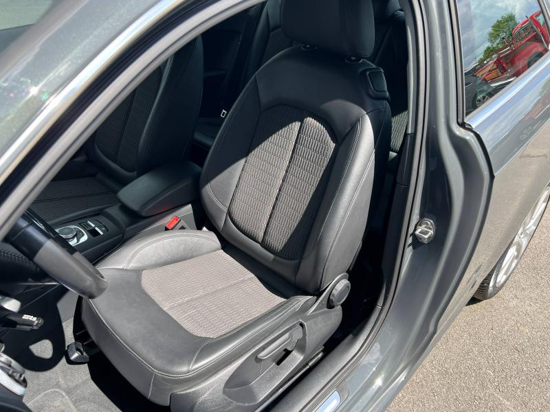 Photo 8 de l'offre de AUDI A3 1.6 TDI 116ch Design à 17900€ chez Dugast automobiles