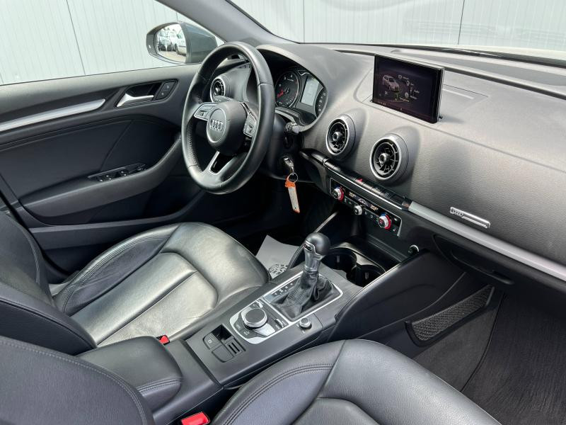 Photo 5 de l'offre de AUDI A3 Sportback 1.6 TDI 116ch Business line S tronic 7 à 19900€ chez Dugast automobiles