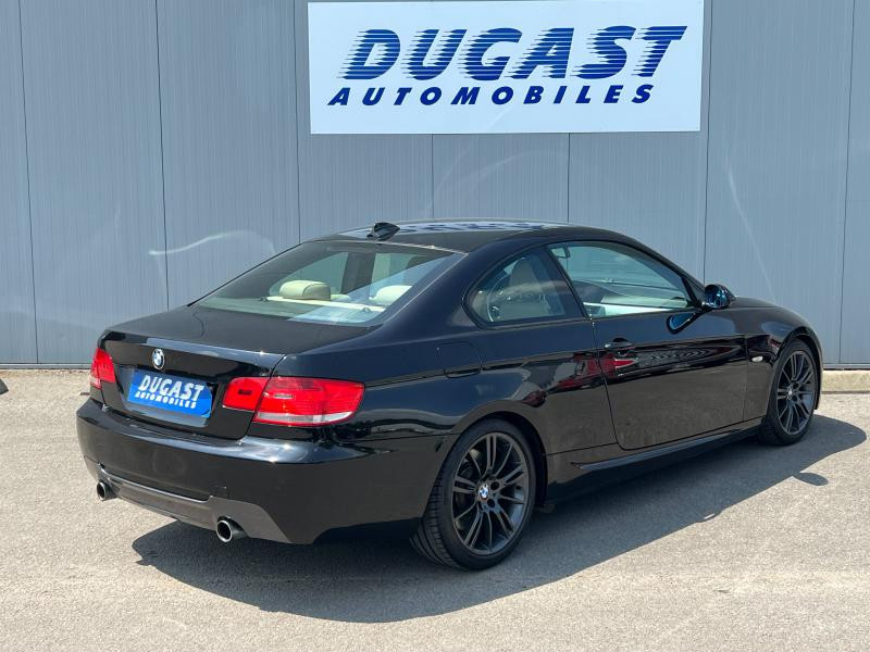 Photo 4 de l'offre de BMW Série 3 Coupé 335iA 306ch Sport Design Drivelogic à 23900€ chez Dugast automobiles