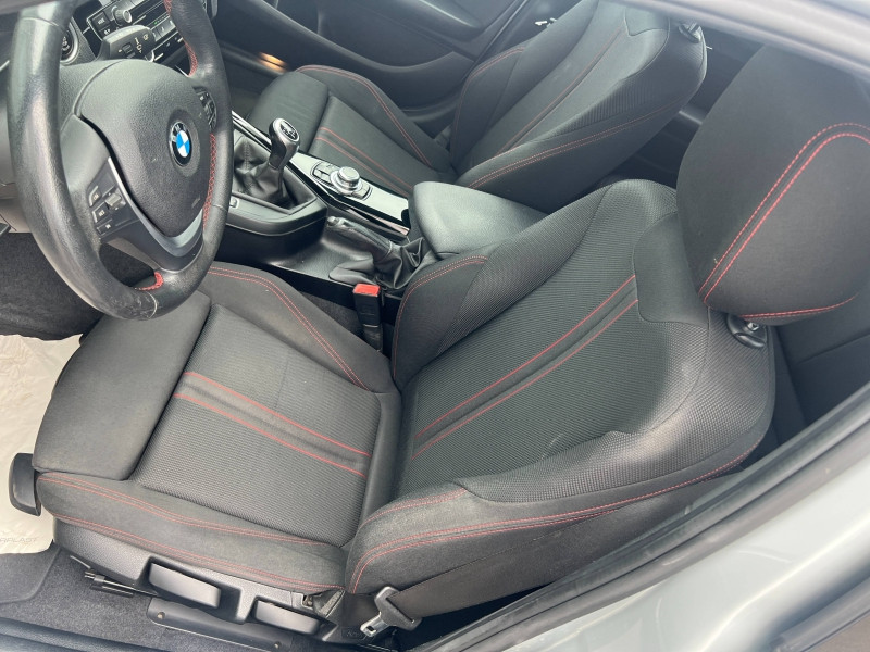 Photo 14 de l'offre de BMW Série 1 118d 150ch Sport 5p à 14900€ chez Dugast automobiles