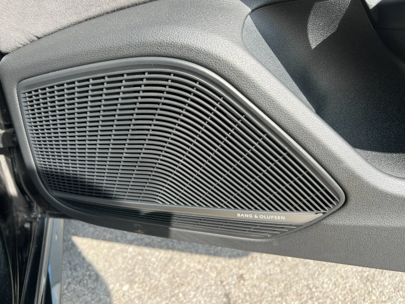 Photo 8 de l'offre de AUDI RS4 Avant 2.9 V6 TFSI 450ch quattro tiptronic 8 à 65900€ chez Dugast automobiles