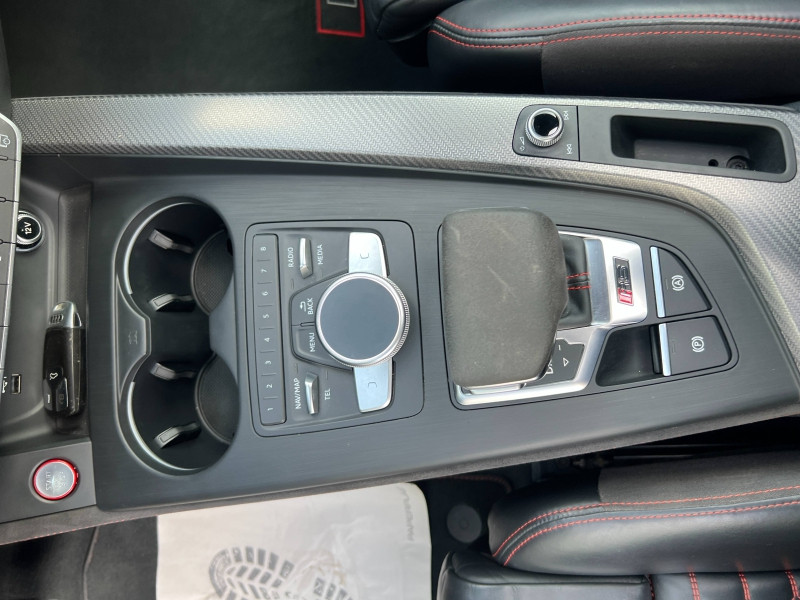 Photo 35 de l'offre de AUDI RS4 Avant 2.9 V6 TFSI 450ch quattro tiptronic 8 à 65900€ chez Dugast automobiles
