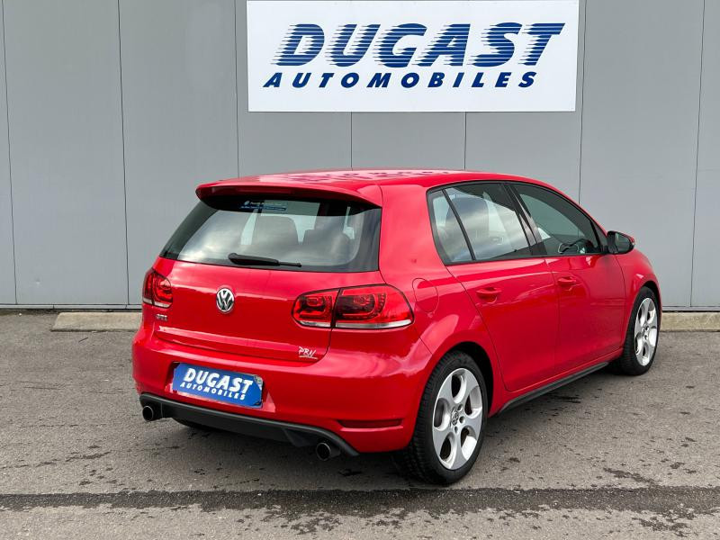 Photo 4 de l'offre de VOLKSWAGEN Golf 2.0 TSI 210ch GTI 5p à 17900€ chez Dugast automobiles