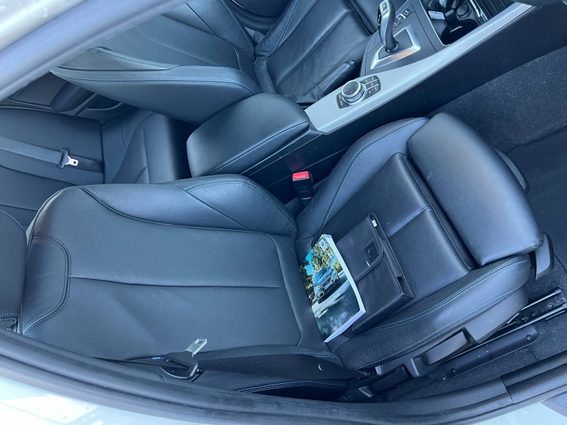 Photo 6 de l'offre de BMW Série 1 118iA 136ch Sport 5p Euro6d-T à 21900€ chez Dugast automobiles