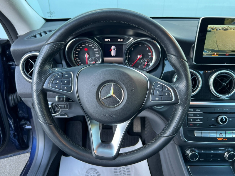 Photo 17 de l'offre de MERCEDES-BENZ CLA Shooting Brake 180 d Business Edition à 17900€ chez Dugast automobiles