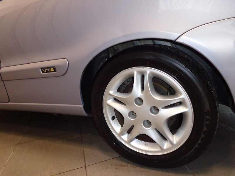 Photo 13 de l'offre de CITROEN XSARA COUPE 2.0 HDI110 VTS 3P à 3990€ chez Auto VEC