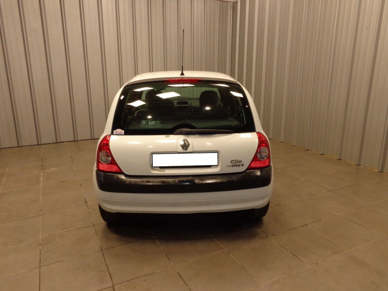 Photo 4 de l'offre de RENAULT CLIO II 1.2 60CH CAMPUS 5P à 4490€ chez Auto VEC