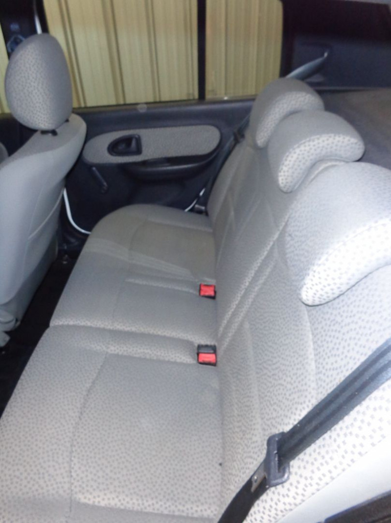 Photo 9 de l'offre de RENAULT CLIO II 1.2 60CH CAMPUS 5P à 4490€ chez Auto VEC