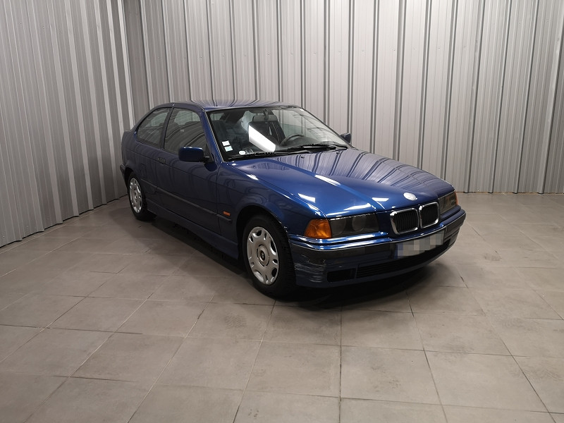 Photo 2 de l'offre de BMW SERIE 3 COMPACT (E36) 316IA 105CH à 5490€ chez Auto VEC