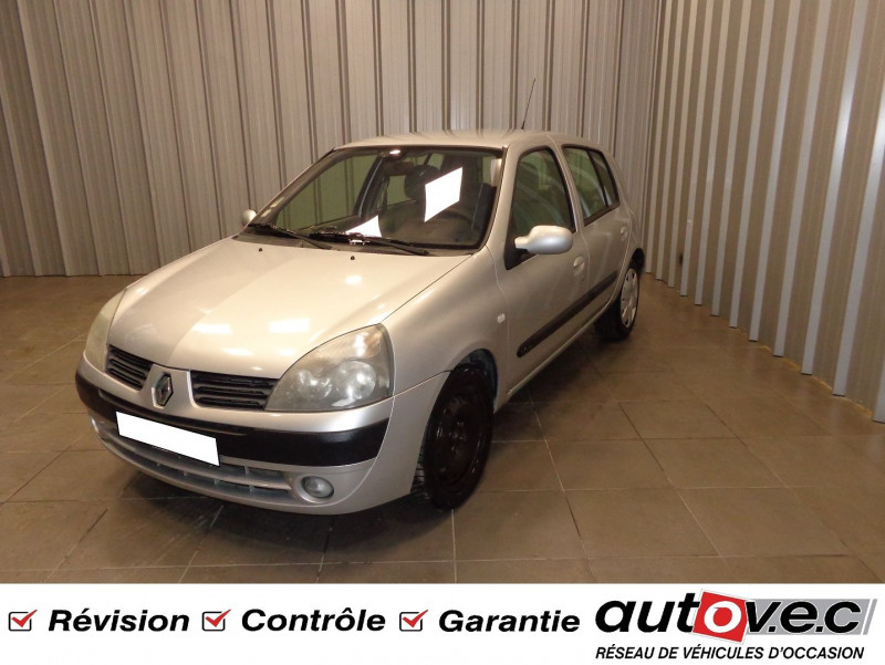 Photo 1 de l'offre de RENAULT CLIO II 1.6 16V 110CH INITIALE 5P à 4490€ chez Auto VEC