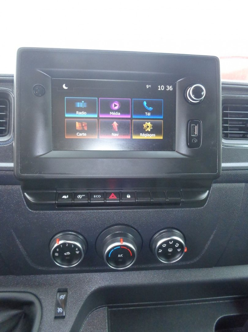 Photo 17 de l'offre de RENAULT MASTER III FG F3300 L2H2 2.3 BLUE DCI 150CH GRAND CONFORT EURO6 à 42990€ chez Auto VEC