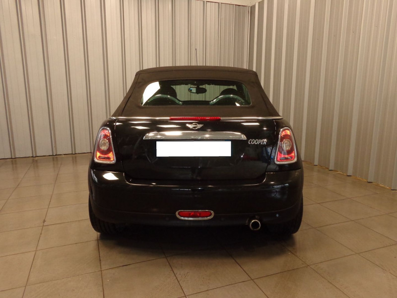 Photo 6 de l'offre de MINI CABRIO COOPER 115CH à 11490€ chez Auto VEC