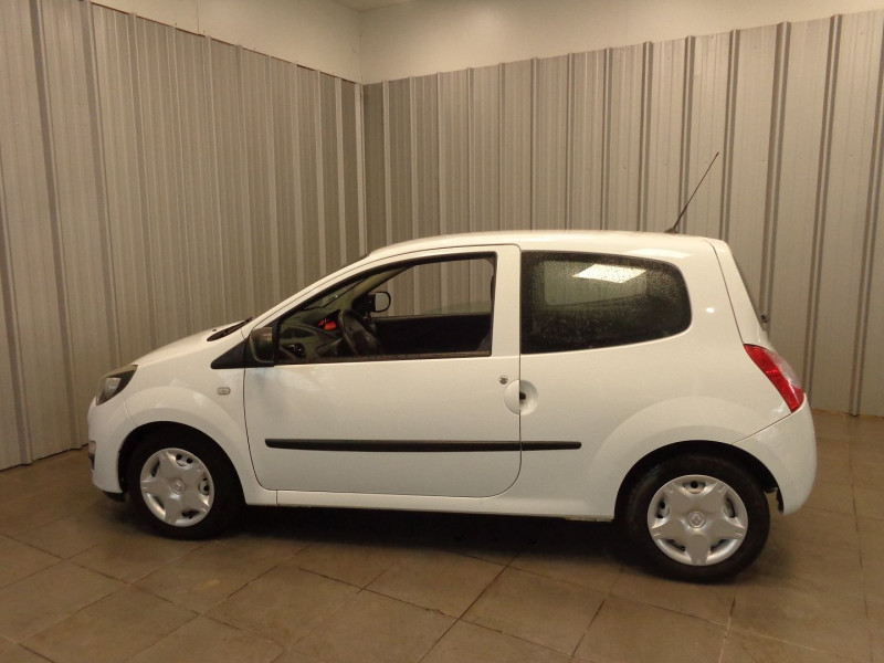 Photo 9 de l'offre de RENAULT TWINGO 1.2 LEV 16V 75CH ACCESS ECO² à 5990€ chez Auto VEC