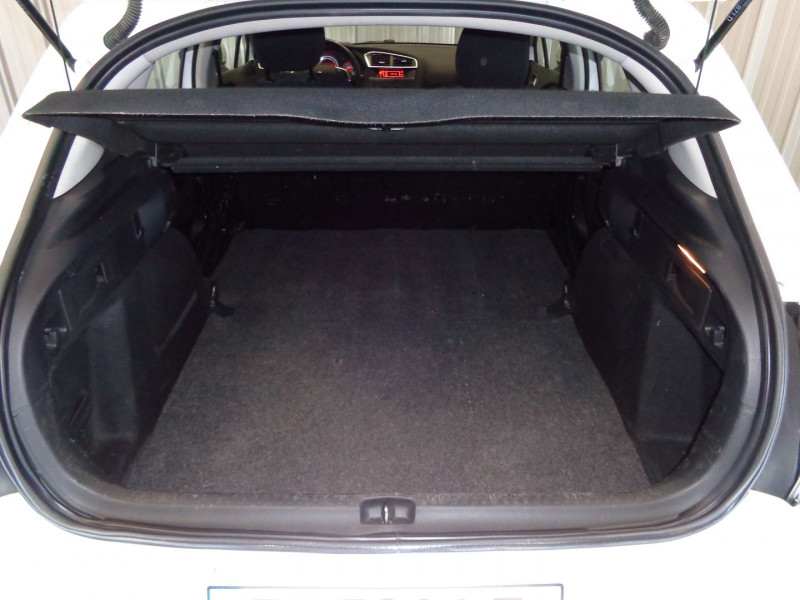 Photo 9 de l'offre de CITROEN C4 STE 1.6 BLUEHDI 100 LIVE à 4990€ chez Auto VEC