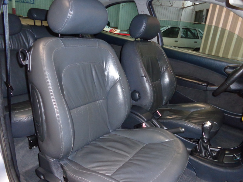 Photo 10 de l'offre de CITROEN XSARA COUPE 2.0 HDI110 VTS 3P à 3990€ chez Auto VEC