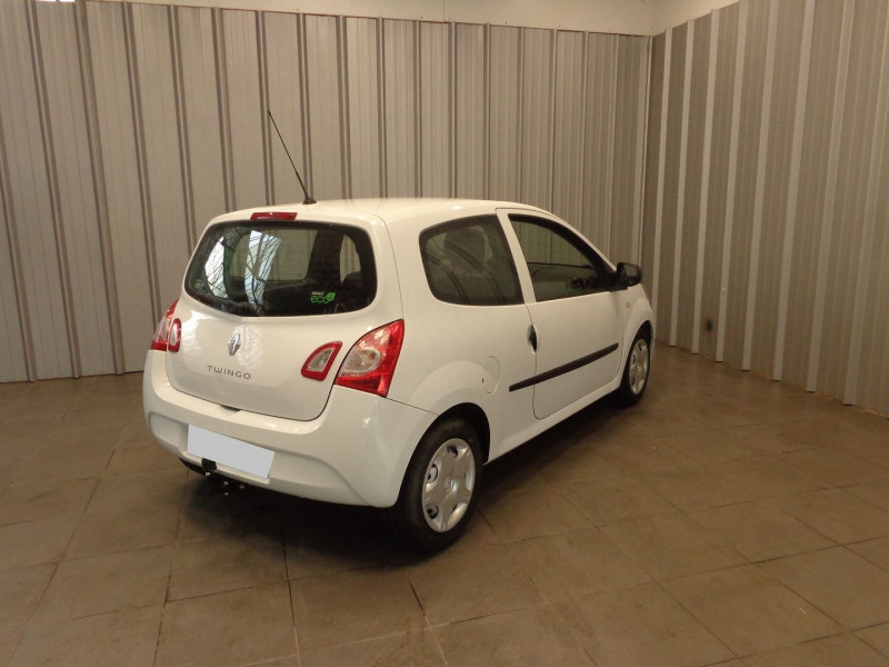 Photo 12 de l'offre de RENAULT TWINGO 1.2 LEV 16V 75CH ACCESS ECO² à 5990€ chez Auto VEC
