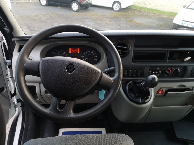 Photo 8 de l'offre de RENAULT TRUCKS MASCOTT CCB 160.35 DXI EMP 4,6M à 16490€ chez Auto VEC