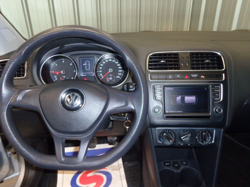 Photo 12 de l'offre de VOLKSWAGEN POLO 1.4 TDI 90CH BLUEMOTION TECHNOLOGY BEATS AUDIO 5P à 10990€ chez Auto VEC