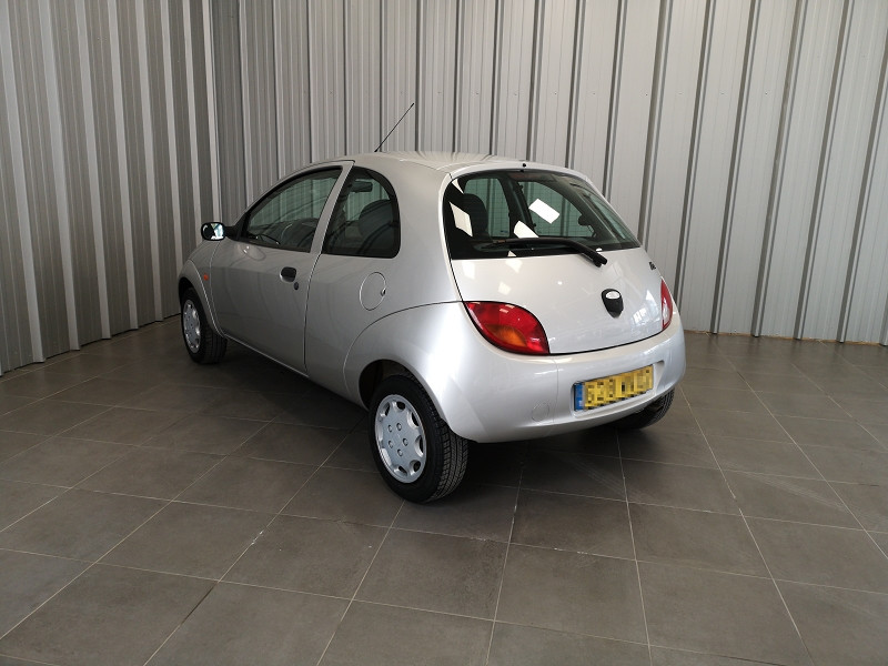 Photo 6 de l'offre de FORD KA 1.3 60CH OBSESSION 3P à 4490€ chez Auto VEC