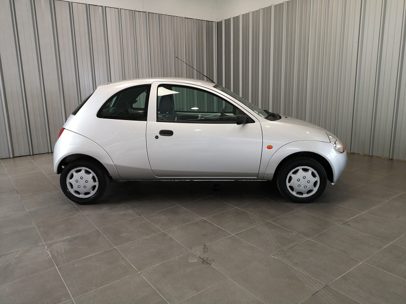 Photo 4 de l'offre de FORD KA 1.3 60CH OBSESSION 3P à 4490€ chez Auto VEC