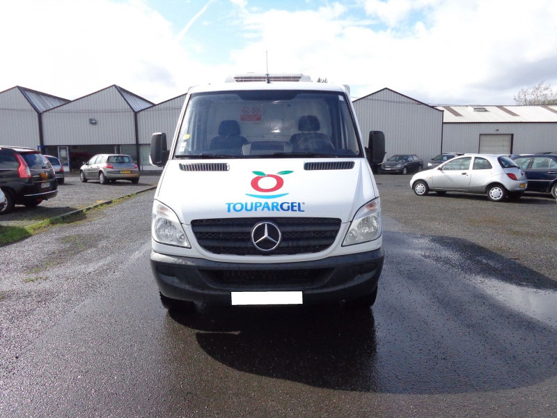 Photo 2 de l'offre de MERCEDES-BENZ SPRINTER CCB 510 CDI 37 3T5 à 13490€ chez Auto VEC