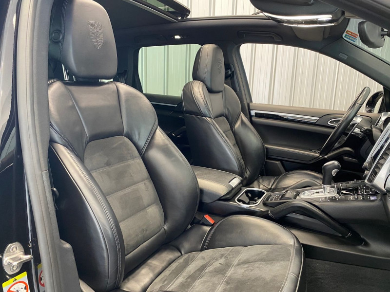 Photo 23 de l'offre de PORSCHE CAYENNE (958) 3.0 416CH S E-HYBRID à 42990€ chez Auto VEC