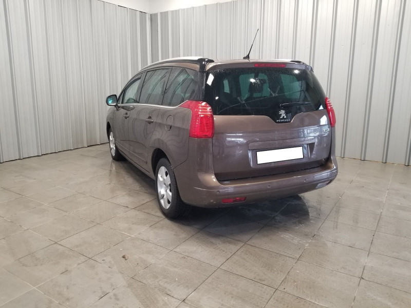 Photo 6 de l'offre de PEUGEOT 5008 1.6 BLUEHDI 120CH STYLE II S&S à 15990€ chez Auto VEC