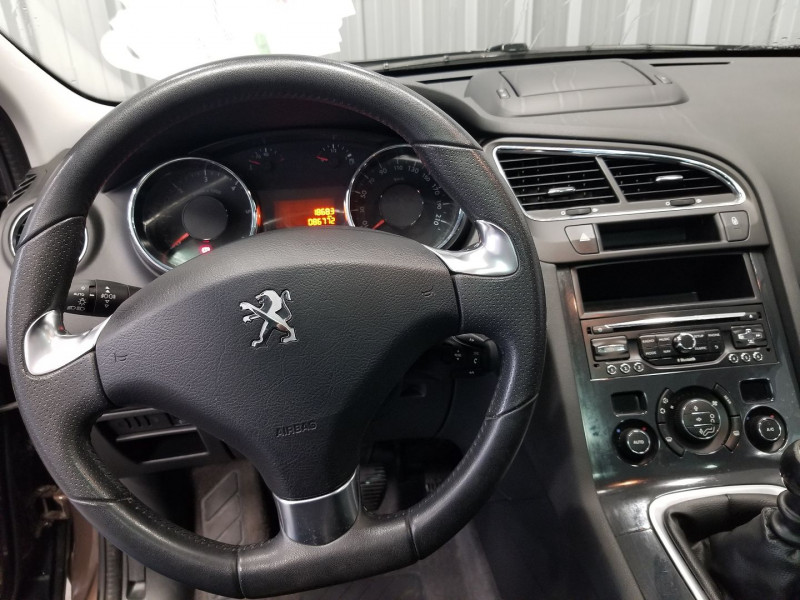 Photo 14 de l'offre de PEUGEOT 5008 1.6 BLUEHDI 120CH STYLE II S&S à 15990€ chez Auto VEC