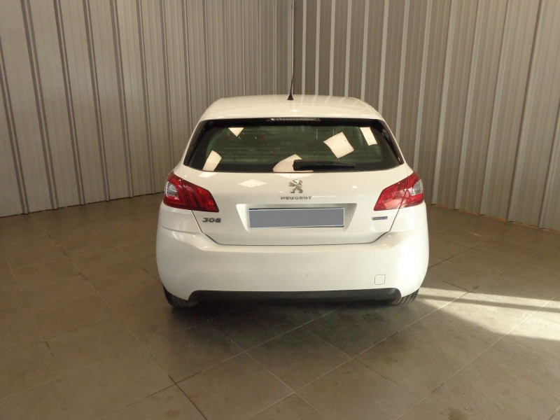 Photo 7 de l'offre de PEUGEOT 308 AFFAIRE 1.6 BLUEHDI 100CH S&S PREMIUM à 8990€ chez Auto VEC