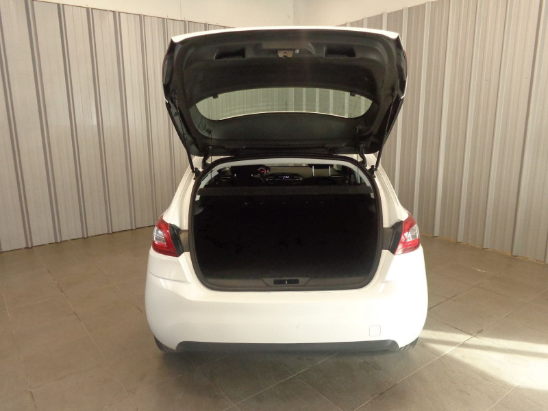 Photo 9 de l'offre de PEUGEOT 308 AFFAIRE 1.6 BLUEHDI 100CH S&S PREMIUM à 8990€ chez Auto VEC