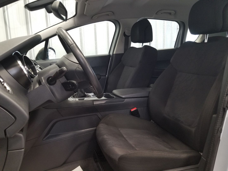 Photo 11 de l'offre de PEUGEOT 3008 1.6 VTI 16V CONFORT PACK à 8490€ chez Auto VEC