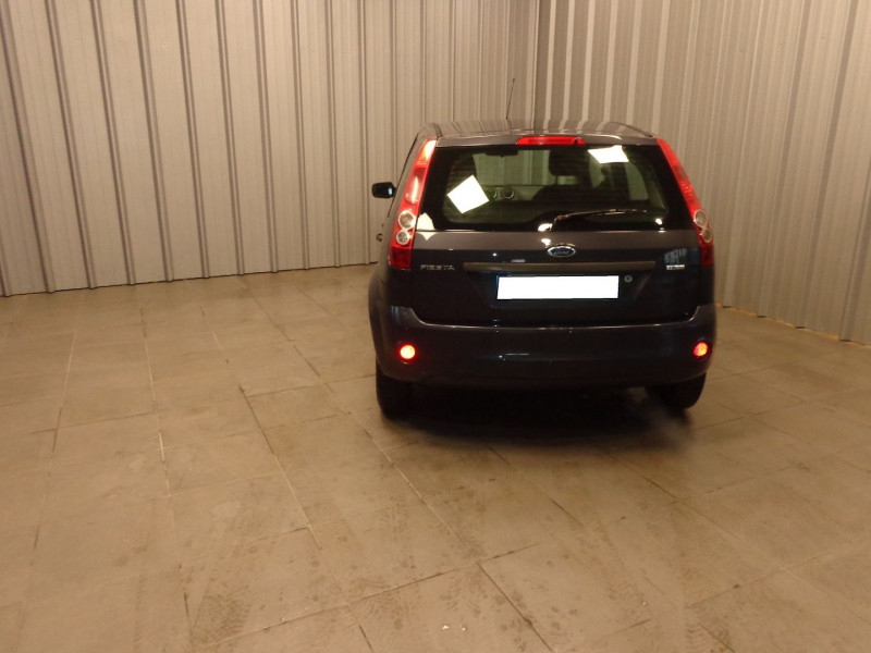 Photo 4 de l'offre de FORD FIESTA 1.4 TDCI 68CH FUN 5P à 5490€ chez Auto VEC